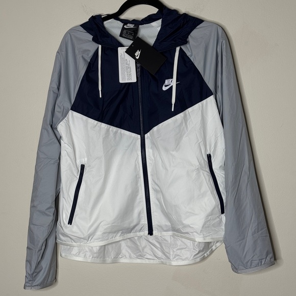 Nike Jackets & Blazers - Nike Women’s Windrunner Training Jacket White Navy Size M